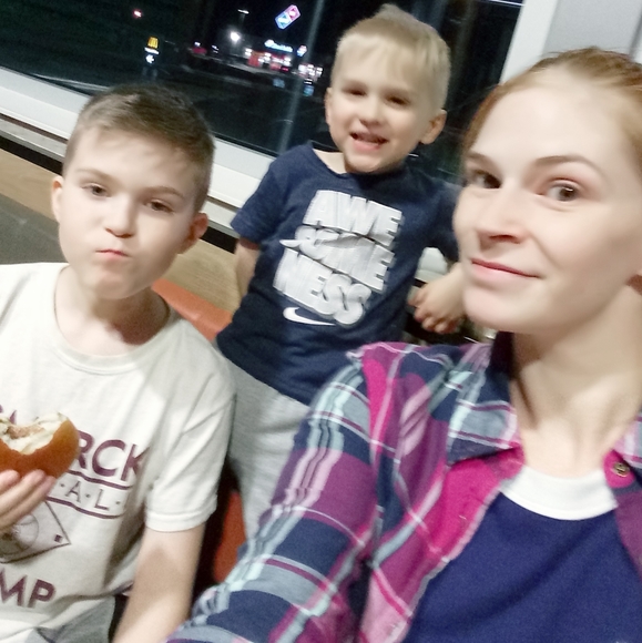 Meet your Posher, Amber - Picture 14 of 16